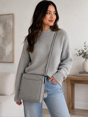 Marc Jacobs Light Gray Pebbled Leather Messenger Bag